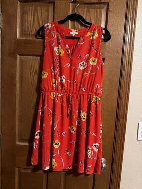 Maurices Red Floral Sleeveless V-Neck Elastic Waist Dress Size L